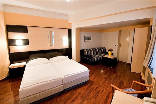 Hotel Boutique 003 Am Dom, Trademark Collection By Wyndham Keulen